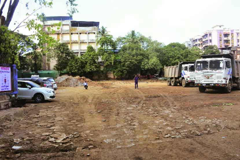 खोदकामामुळे ठाण्यात ‘धूळ’वड
