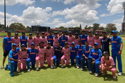 खिलाडूवृत्ती! U-19 टीम इंडियाने पराभूत संघासोबत काढला फोटो