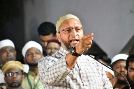 “गोळ्या घालणार आहात त्या जागेचं नाव सांगा…येण्यास तयार”, ओवेसींचं अनुराग ठाकूर यांना आव्हान