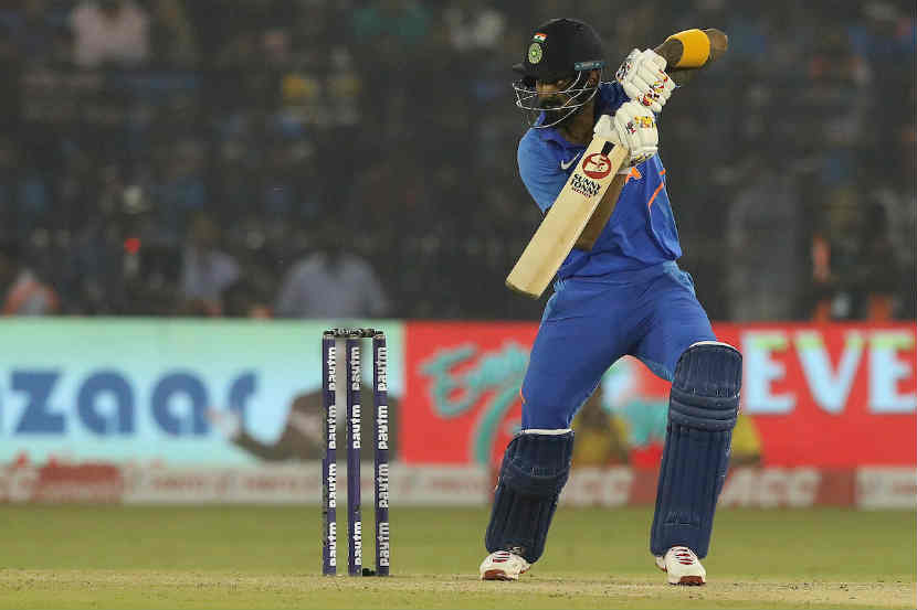 Ind vs NZ : लोकेश राहुलने मोडला विराट कोहलीचा विक्रम
