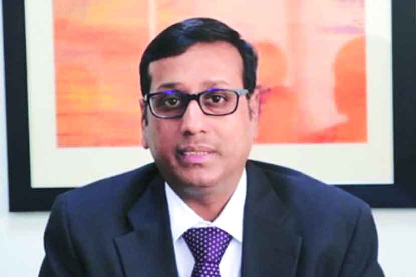 निधी व्यवस्थापक : गोपाळ अग्रवाल