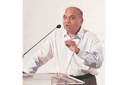 जगातील चार हजार भाषा नष्ट होण्याच्या मार्गावर
