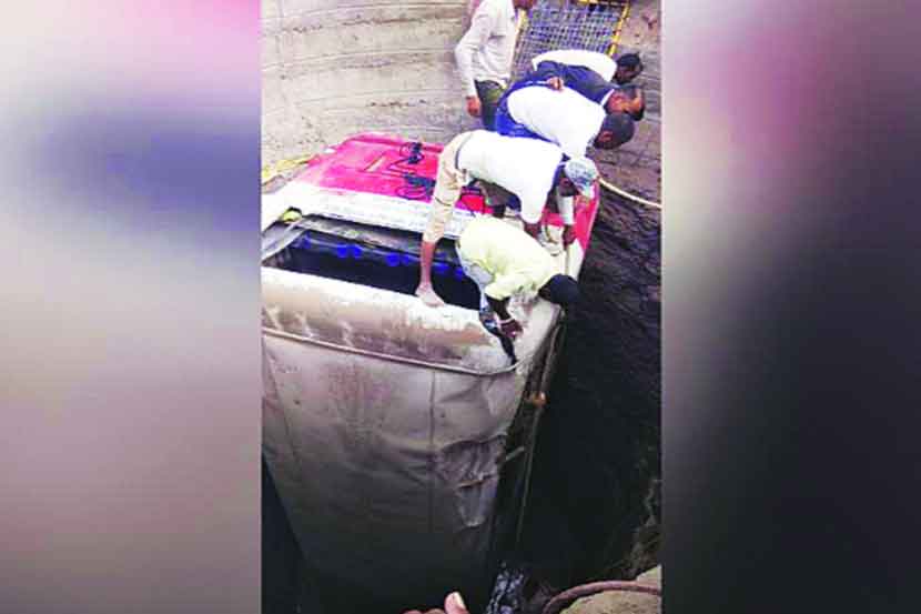 विचित्र अपघातातील मृतांची संख्या २६ वर
