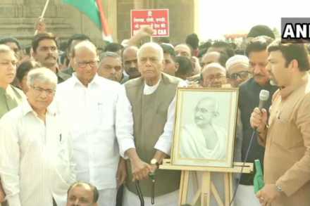आम्ही पुन्हा गांधी हत्या होऊ देणार नाही; यशवंत सिन्हांचा ‘सीएए’ विरोधात एल्गार