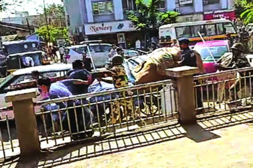 पालघरमध्ये ‘बंद’ला हिंसक वळण