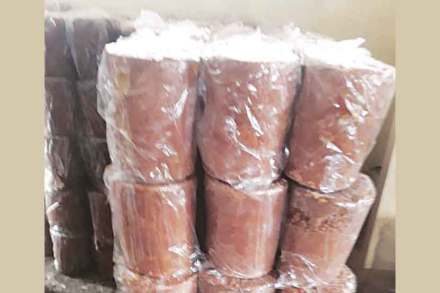 संक्रांतीसाठी चिक्की गुळाची मोठी आवक
