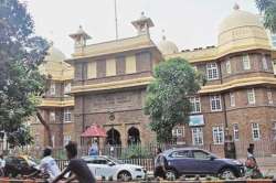 आरोग्यसेवा ऐरणीवर..