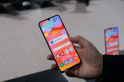 स्वस्त झाला शानदार Galaxy A70s, सॅमसंगकडून किंमतीत कपात