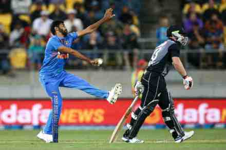 ICC ODI Ranking : जसप्रीत बुमराहने अव्वल स्थान गमावलं