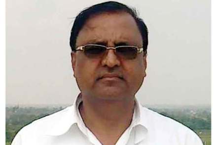 विमेन्स कॉलेजचा ‘तो’ प्राध्यापक फरार ; विद्यार्थिनीशी कारमध्ये अश्लील चाळे