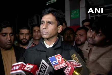आम आदमी पार्टीचे आमदार नरेश यादव यांच्यावर जीवघेणा हल्ला