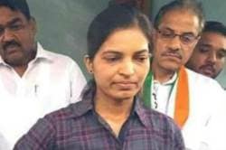 अजित पवारांनी थोपटली नाशिकच्या इंजिनिअर तरूणीची पाठ; कारण…