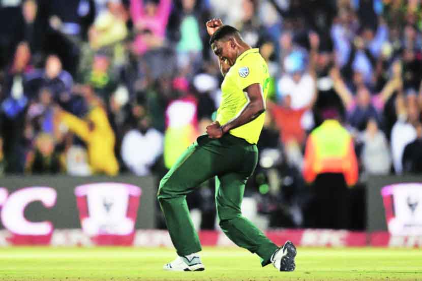 दक्षिण आफ्रिकेच्या रोमहर्षक विजयात एन्गिडी चमकला दक्षिण आफ्रिकेच्या रोमहर्षक विजयात एन्गिडी चमकला