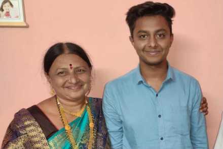 Coronavirus : आईची काळजी मिटावी म्हणून पिंपरीत शिकणारा मुलगा परतला घरी