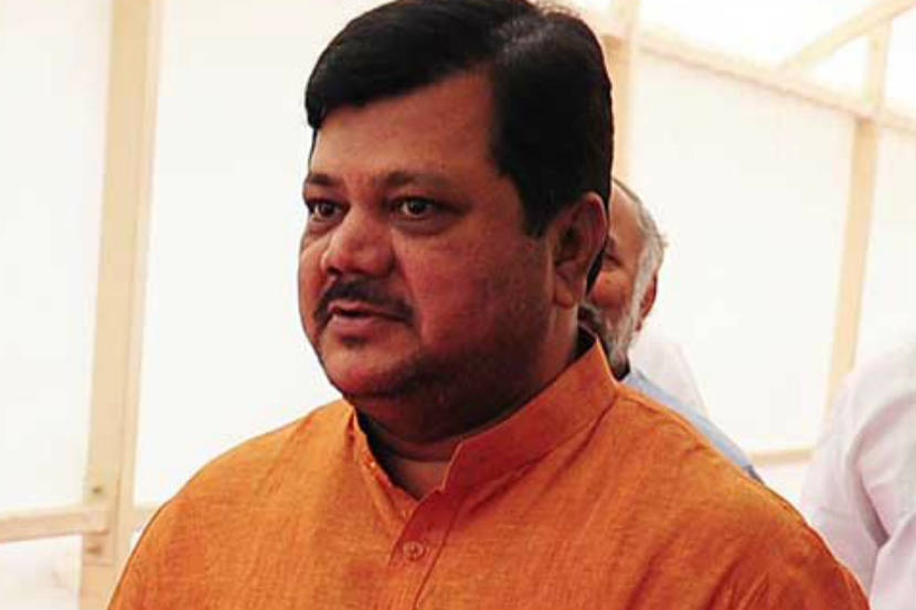 ‘कोकणी माणूस शिवसेनेला धडा शिकवेल’