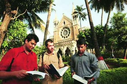 प्रश्नवेध यूपीएससी : भारत आणि जग