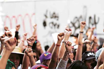 ‘गायब’ स्त्रियांची ताकद! ‘गायब’ स्त्रियांची ताकद!