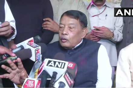 मध्य प्रदेश काँग्रेसला आणखी एक धक्का, आमदाराचा भाजपात प्रवेश