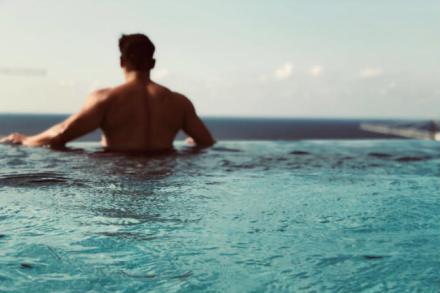 ‘हा’ आहे बॉलिवूडचा सर्वांत महागडा अभिनेता; एका जाहिरातीसाठी घेतो इतके कोटी रुपये मानधन ‘हा’ आहे बॉलिवूडचा सर्वांत महागडा अभिनेता; एका जाहिरातीसाठी घेतो इतके कोटी रुपये मानधन