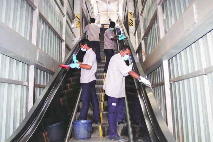 गर्दीच्या ठिकाणी निर्जंतुकीकरण