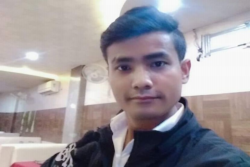 “मोदींनी सर्व रस्ते बंद केले, मालकानेही काढून टाकलं”, फेसबुकवर पोस्ट लिहून तरुणाची आत्महत्या “मोदींनी सर्व रस्ते बंद केले, मालकानेही काढून टाकलं”, फेसबुकवर पोस्ट लिहून तरुणाची आत्महत्या