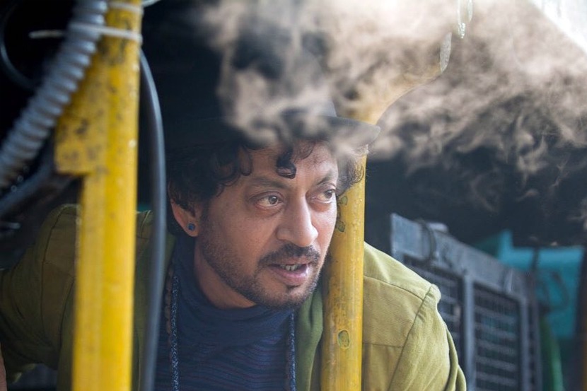 इरफान खान यांच्या निधनाने कुटंबासहित बॉलिवूड आणि चाहत्यांनाही मोठा धक्का बसला आहे. 