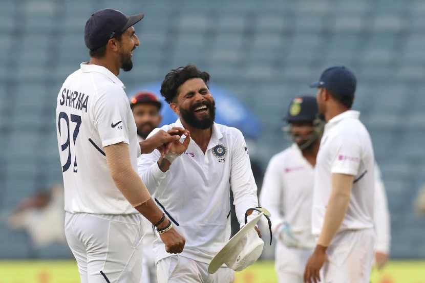 कसोटी क्रमवारीत अव्वल स्थानी असलेला स्मिथ म्हणतो, ‘या’ भारतीय गोलंदाजाला खेळणं कठीण !