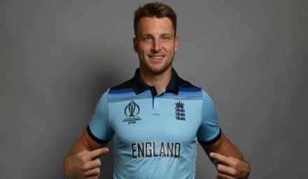 विश्वचषक विजेत्या खेळाडूचा दिलदारपणा, जर्सी विकून स्थानिक रुग्णालयांना केली मदत विश्वचषक विजेत्या खेळाडूचा दिलदारपणा, जर्सी विकून स्थानिक रुग्णालयांना केली मदत