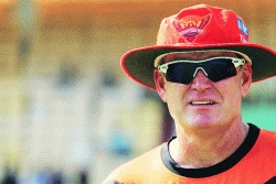 рд░реЛрд╣рд┐рдд, рд╡реЙрд░реНрдирд░ рдЯреНрд╡реЗрдиреНрдЯреА-реиреж рдХреНрд░рд┐рдХреЗрдЯрдордзреАрд▓ рдЬрдЧрд╛рддреАрд▓ рд╕рд░реНрд╡реЛрддреНрддрдо рд╕рд▓рд╛рдореАрд╡реАрд░ – рдореВрдбреА