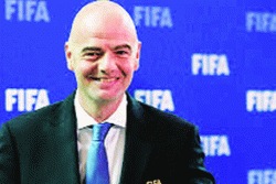 рдЬреБрд▓реИрдкрд╛рд╕реВрди рдлреБрдЯрдмреЙрд▓ рд▓рдврддреА рд╕реБрд░реВ рдХрд░рдгреНрдпрд╛рдЪреЗ тАШрдпреВрдПрдлрд╛тАЩрдЪреЗ рд▓рдХреНрд╖реНрдп