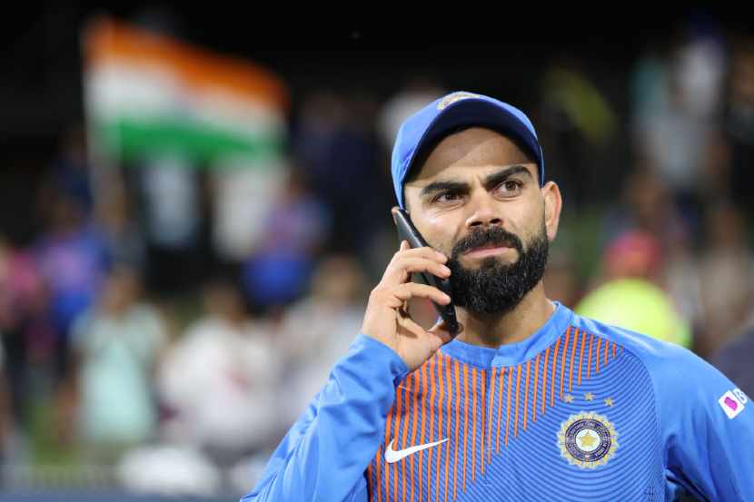 IPL करारासाठी ऑस्ट्रेलियन खेळाडू विराटला स्लेजिंग करायला घाबरायचे ! IPL करारासाठी ऑस्ट्रेलियन खेळाडू विराटला स्लेजिंग करायला घाबरायचे !