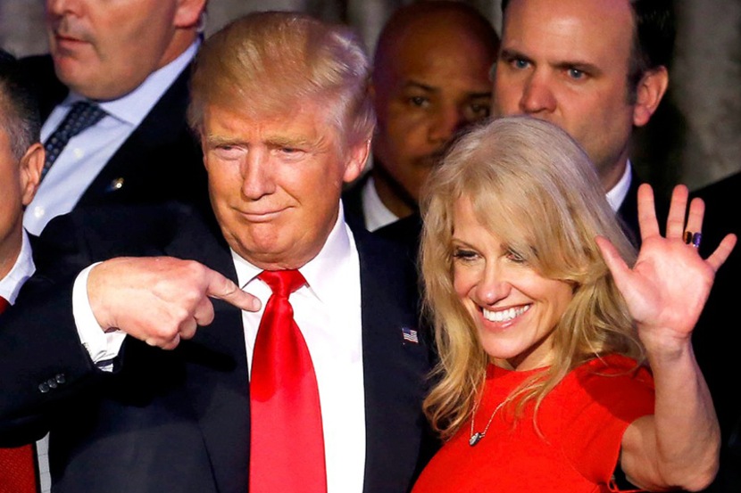डोनाल्ड ट्रम्प आणि केलीन कॉनवे डोनाल्ड ट्रम्प आणि केलीन कॉनवे
