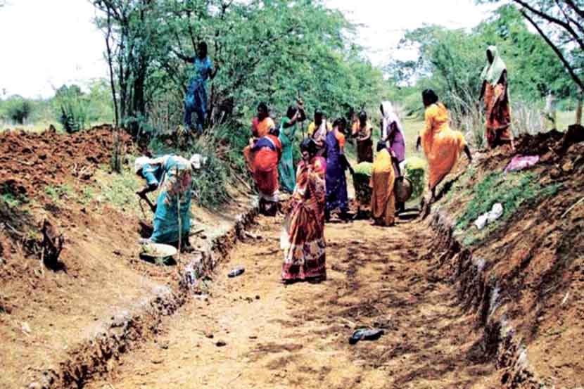 टाळेबंदीत ग्रामीण रोजगाराला चालना
