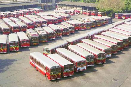 ‘बेस्ट’ कर्मचाऱ्यांचा आजपासून बंद ‘बेस्ट’ कर्मचाऱ्यांचा आजपासून बंद