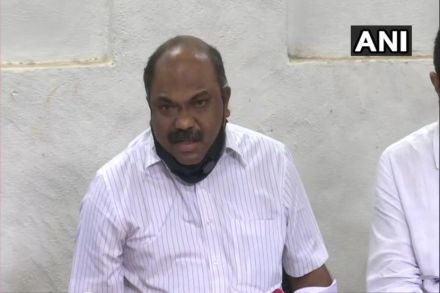 परिवहन मंत्री अनिल परब. (फोटो - एएनआय) परिवहन मंत्री अनिल परब. (फोटो - एएनआय)