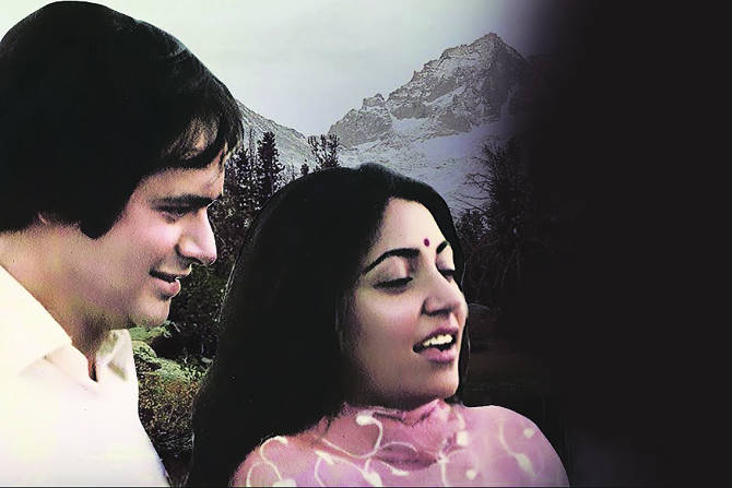 गीताच्या आईवडिलांना अजिबात मान्य नसलेलं हे लग्न अगदी घाईगडबडीत, पण मजेदार पद्धतीनं मित्रमंडळी घडवून आणतात.