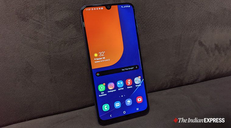 स्वस्त झाला Samsung चा शानदार फोन, कंपनीने केली किंमतीत कपात
