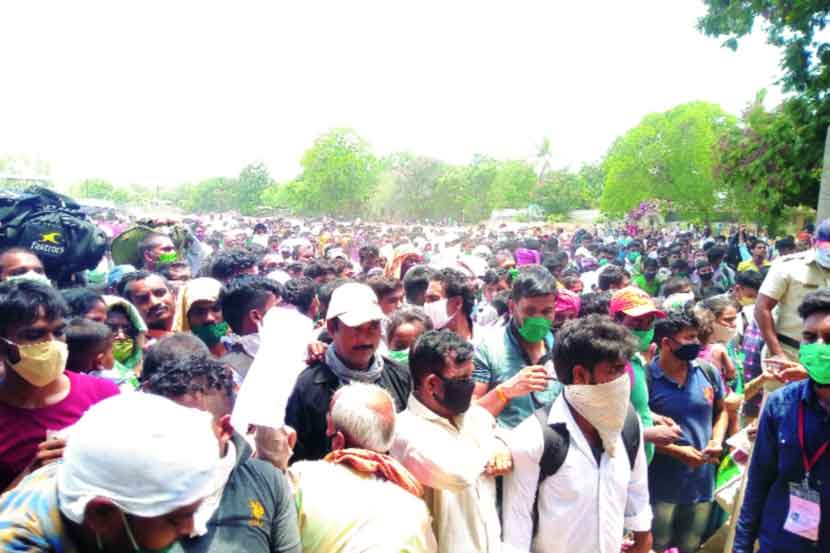 पालघरमधून तीन रेल्वेगाडय़ा उत्तरप्रदेशाला रवाना