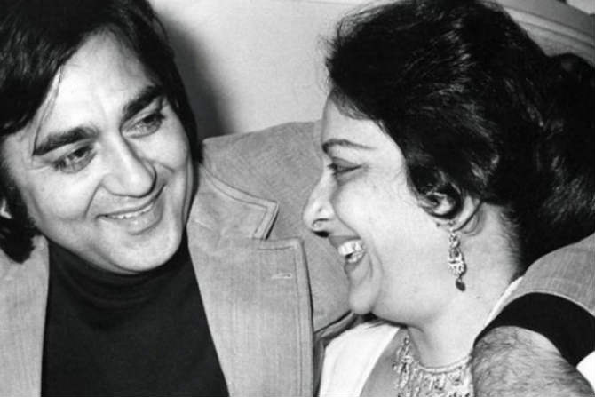 sunil-dutt-and-nargis
