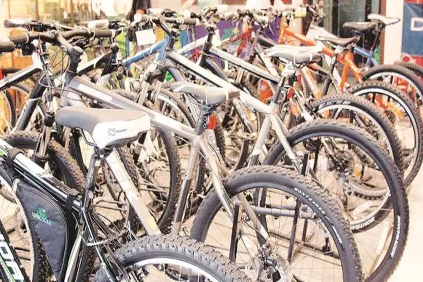 सायकल दिनी अॅटलस फॅक्टरी बंद, हजारपेक्षा जास्त कामगार बेरोजगार
