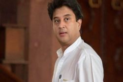 ज्योतिरादित्य शिंदे करोना पॉझिटिव्ह; दिल्लीतील रुग्णालयात उपचार सुरू
