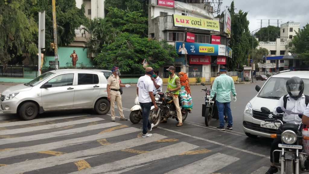 पिंपरी-चिंचवड, पुणेकरांना लॉकडाउनमधून एकदिवसासाठी दिलासा, जाणून घ्या काय केलाय बदल