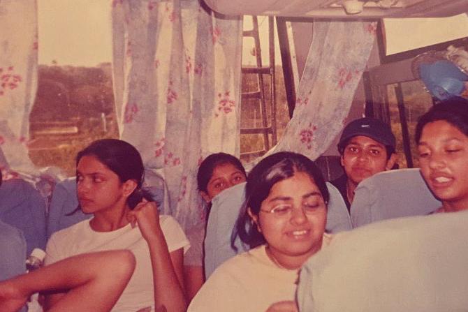 या फोटोमधील अभिनेत्रीला ओळखलंत का?