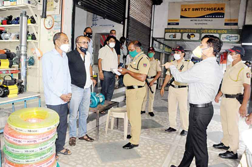 प्रशासनाच्या नियमावलीनुसार गणेशोत्सव साजरा करा