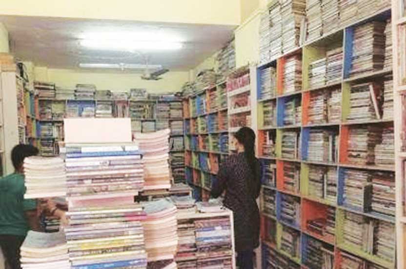 साहित्यनगरीत ग्रंथालयाची उपेक्षा
