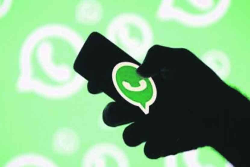 व्हॉट्सअ‍ॅप ग्रुपवर आक्षेपार्ह मजकूर टाकल्याने गुन्हा दाखल