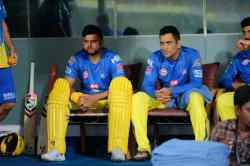 IPL 2020 : धोनीने तिसऱ्या क्रमांकावर फलंदाजी करावी – सुरेश रैना