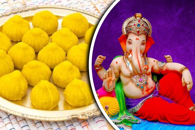 यंदा बाप्पाच्या नैवेद्यासाठी घरीच तयार करा खव्याचे मोदक