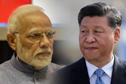 पूर्व लडाखमध्ये नियंत्रण रेषेजवळ भारत-चीनमध्ये मोठा तणाव आहे. चीन वारंवार आक्रमकता दाखवत असल्याने भारतानेही आपल्या तयारीमध्ये कुठलीही कमतरता ठेवलेली नाही. ( फोटो सौजन्य - इंडियन एअर फोर्स इन्स्टाग्राम/टि्वटर)