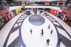 पहिल्या दिवशी मॉलमध्ये मोजकी उपस्थिती